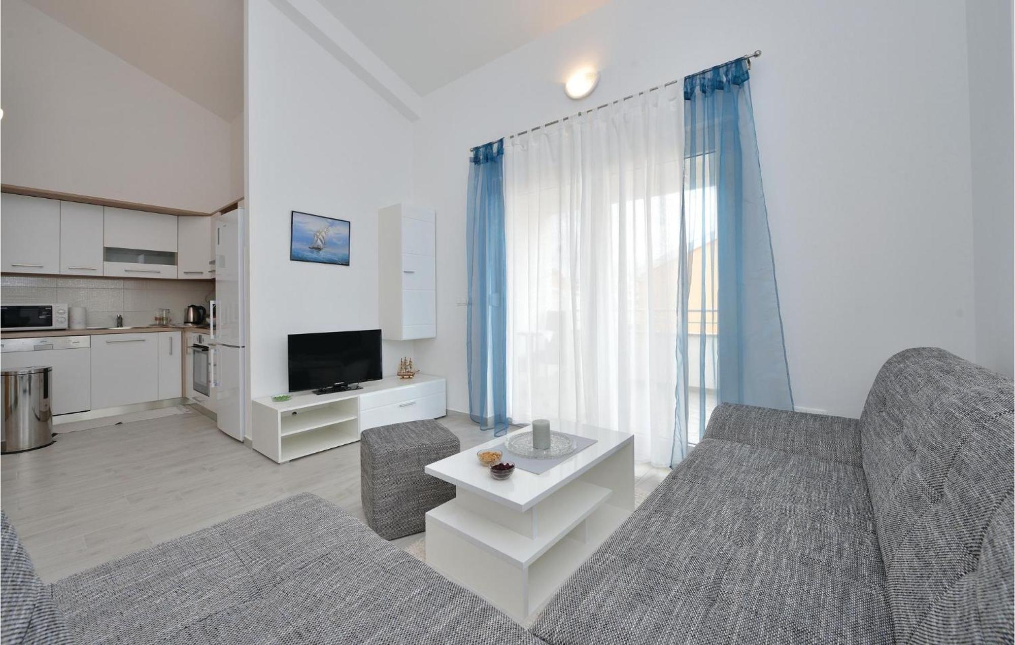 Nice Apartment In Vrsi-Mulo With Wifi Exteriér fotografie