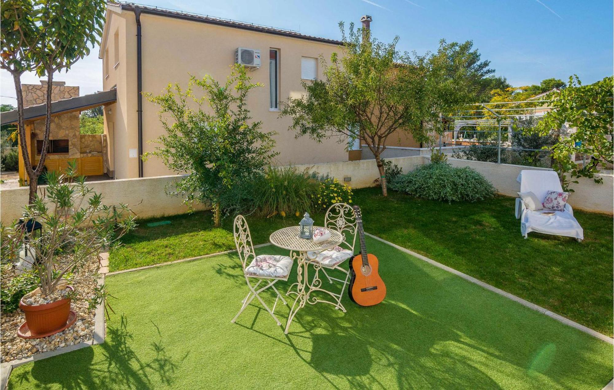 Nice Apartment In Vrsi-Mulo With Wifi Exteriér fotografie